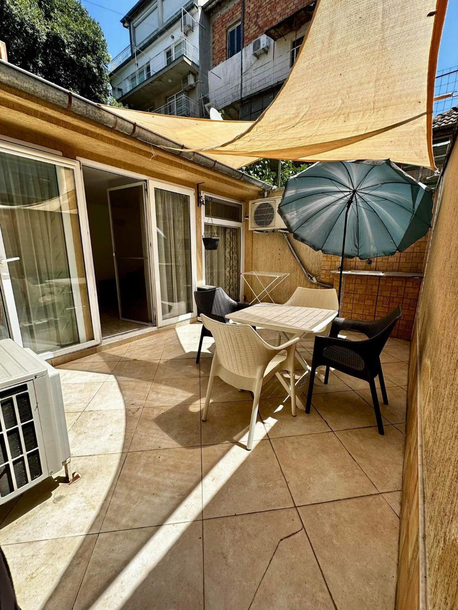 Green Central Apartment Varna Exterior photo